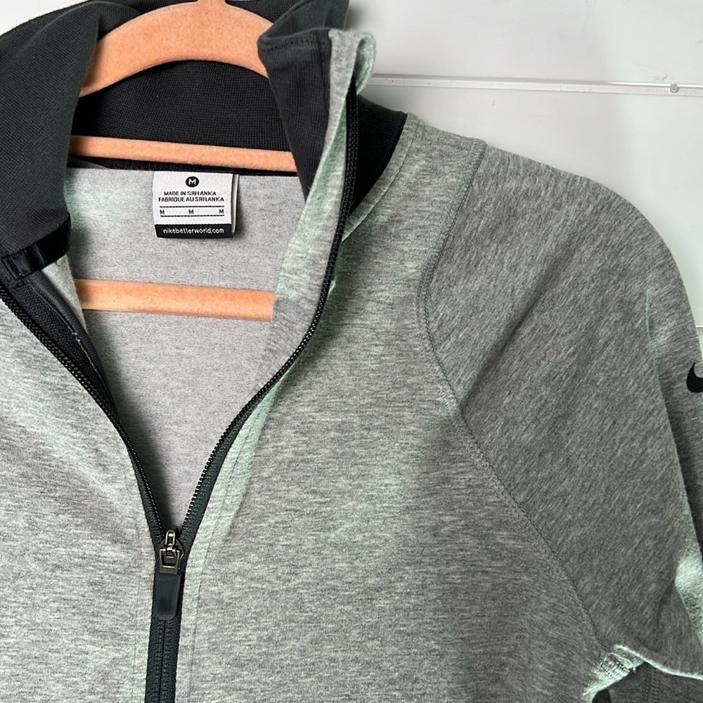Nike med jacket with thumb holes gray and dark gray   A325 - Picture 2 of 4